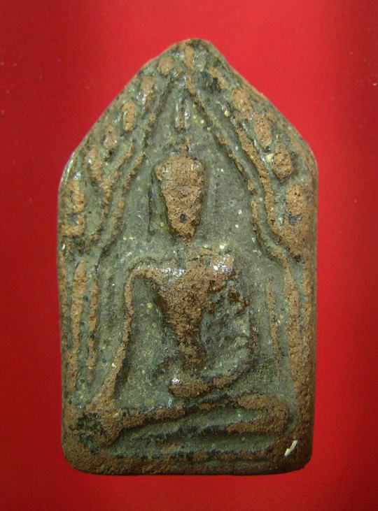 พระเนื้อดิน เนื้อสวยเก่า ไม่ทราบที่ครับ