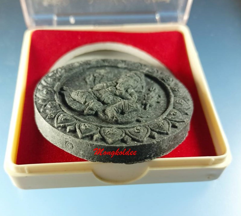 พระพิฆเณศวร์ 8กร ศรีวิชัยนามปี 50 วัดถลุงทอง จ.นครศรีธรรมราช เนื้อผงว่านสีดำ สภาพสวย