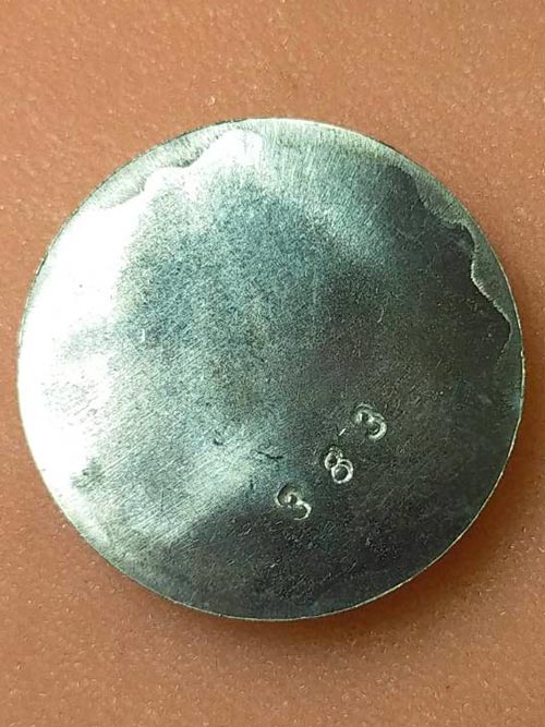 1 ใน 1,000 องค์ พระปิดตาพังพระกาฬ ทรัพย์ไหลมา 2559 กรรมการ เนื้ออัลปาก้าหลังเรียบ