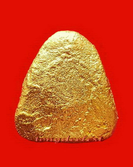 พระปิดตา หลวงพ่อเล็ก วัดสันติคิรีศรีบรมธาตุ(วัดเขาดิน) จ.กาญจนบุรี พิมพ์กรรมการปิดทองเดิม สวยมากค่ะ