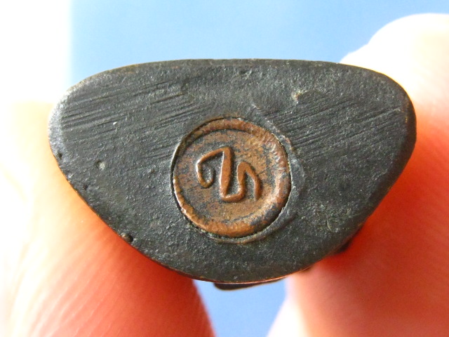 รูปหล่อ หลวงพ่อม่วง วัดบ้านทวน กาญจนบุรี