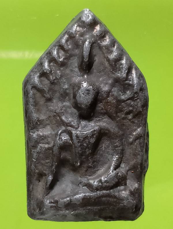 พระขุนแผนเนื้อตะกั่ว ฝังตะกรุด 