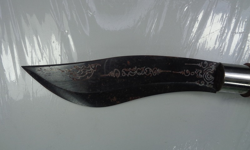 มีดหมอด้ามไม้ ขนาด 9.5 นิ้ว สวยครับ