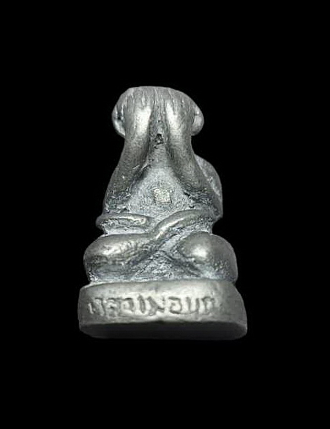 พระปิดตาเนื้อเก่าสวยไม่ทราบที่ (1)