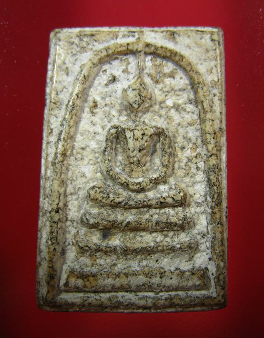 พระสมเด็จ เนื้อหามวลสารดี สวยไม่ทราบที่ครับ