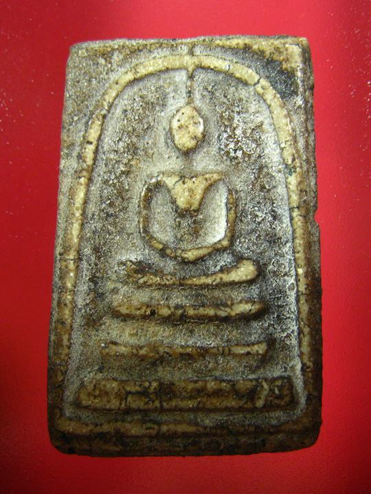 พระสมเด็จ เนื้อหามวลสารดี สวยไม่ทราบที่ครับ