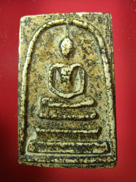 พระสมเด็จ เนื้อหามวลสารดี สวยไม่ทราบที่ครับ