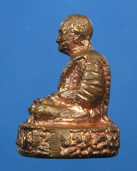 รูปหล่อโบราณไม่ทราบที่ครับ