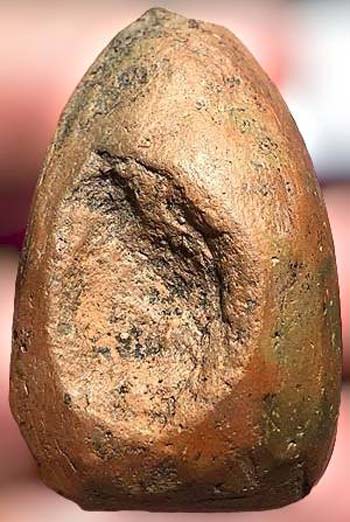 เนื้อดิน องค์ใหญ่