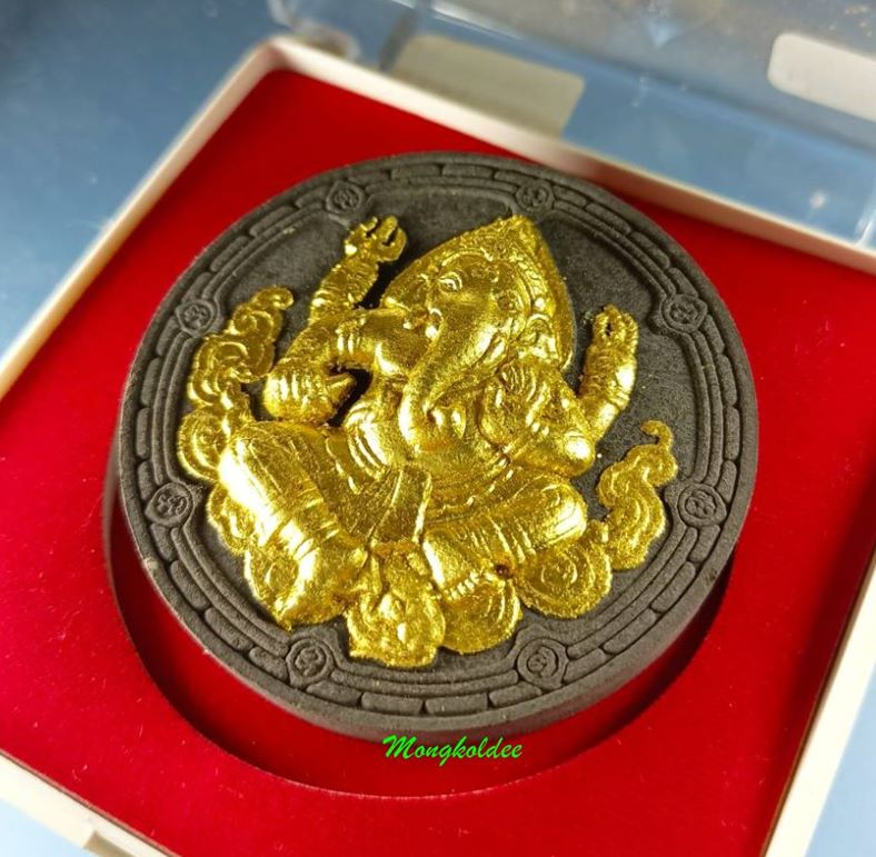 พระพิฆเนศ รุ่นขอได้ดั่งใจหวัง ครูบาโต วัดพระบาทปางแฟน จ.เชียงใหม่ ปี50 เนือผงพุทธคุณสีดำ ปัดทอง