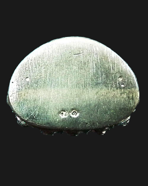  พระกริ่งรุ่นแรก หลวงปู่บุญมี ปริปุณโณ ปี.๒๕๕๒ เนื้อเงิน