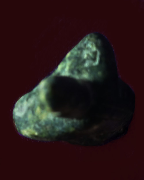  พระหินหยกพิมพ์ยอดธง หลวงปู่ฟัก วัดเขาน้อยสามผาน จังหวัดจันทบุ