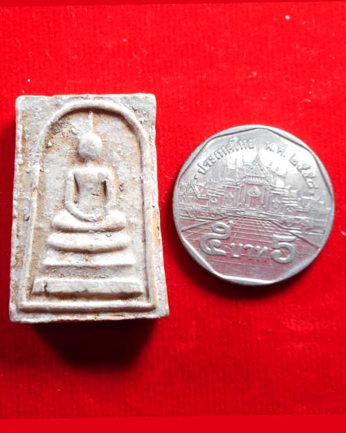  สมเด็จรุ่นแรกหลวงปู่จันทร์ศรี วัดโพธิสมภรณ์จังหวัดอุดรธานี