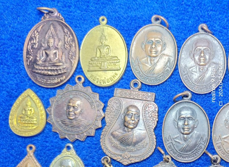 เหรียญละ 5 บาท จ.สมุทรสาคร