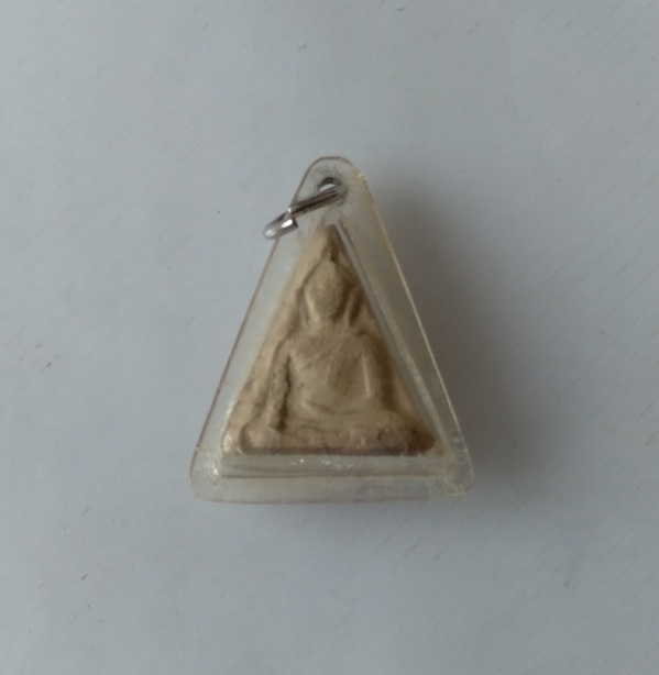 พระนางพญหลังยันต์ พระอาจารย์ถนอม จ.พิษณุโลก