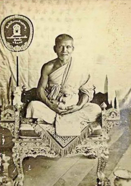 พระขุนแผนซุ้มเรือนแก้ว หลวงพ่อแดง วัดทุ่งคอก จ.สุพรรณบุรี สวยมากค่ะ