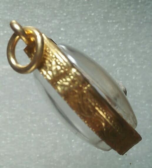 ล๊อกเก็ตหลวงพ่อพร้อม หลวงพ่อฉุย วัดนาตาขวัญ จ.ระยอง 