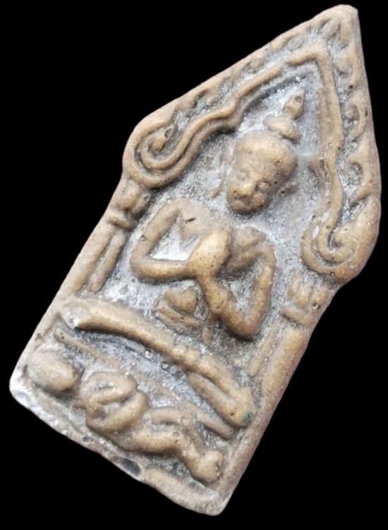 พระขุนแผนปลุกกุมาร เนื้อผงน้ำมัน(ผิวมันปู) หลวงพ่อกวย วัดโฆสิตาราม จ.ชัยนาท