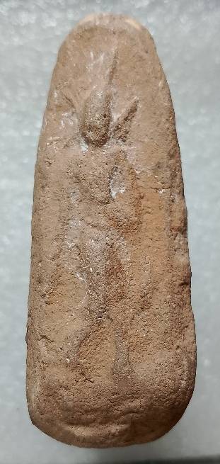 พระเนื้อดิน สูง 6 เซนฯ ไม่ทราบที่