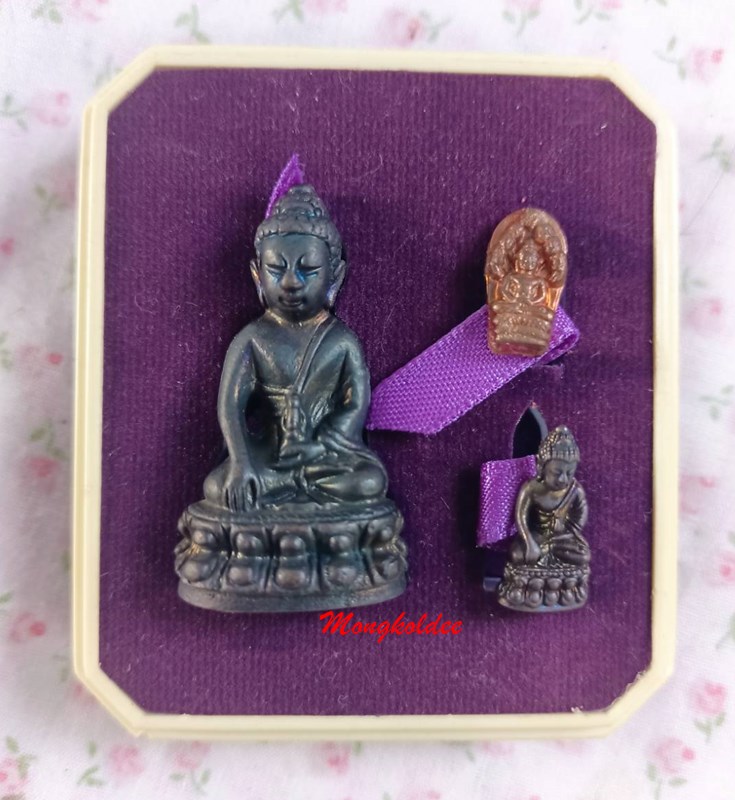 พระกริ่งชินบัญชรรับเสด็จ หลวงพ่อคง ฐิตวิริโยภิขุ วัดเขากลิ้ง จ.เพชรบุรี ปี54 ชุด 3 องค์