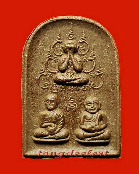 พระมหาโชคมหาลาภ หลวงพ่อเล็ก วัดสันติคิรีศรีบรมธาตุ(วัดเขาดิน)จ.กาญจนบุรี เนื้อว่าน หายาก สวยมากค่ะ