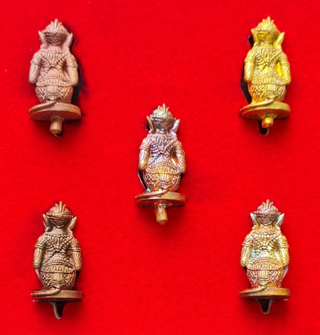 เคาะแรกแดง..หนุมานรุ่นแรก ๒๕๖๑ กล่องเดิม..หลวงพ่อทอง วัดบ้านไร่ จ.oครราชสีมา / จัดส่ง ems