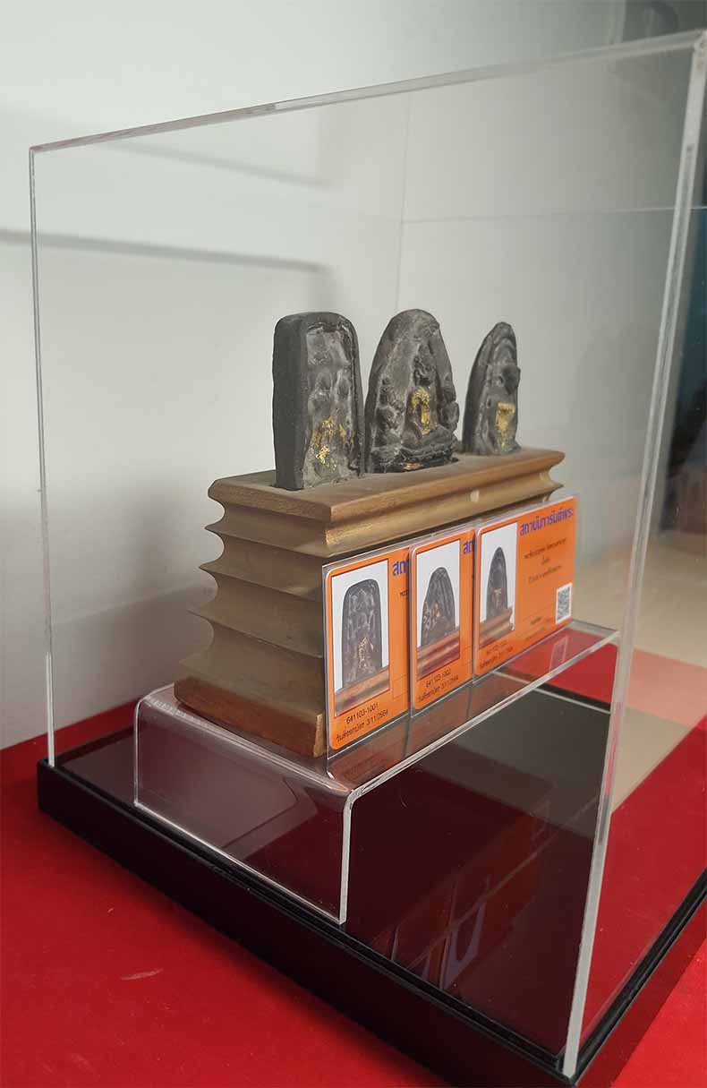 เพชรยอดมงกุฎแห่งพระภูธราวดีปี ๐๖ พระชุดคะแนนครบชุด 3 องค์ ท่านขุนพันธฯ,อ.นำ+บัตรรับรองพระแท้ 3ใบ*209