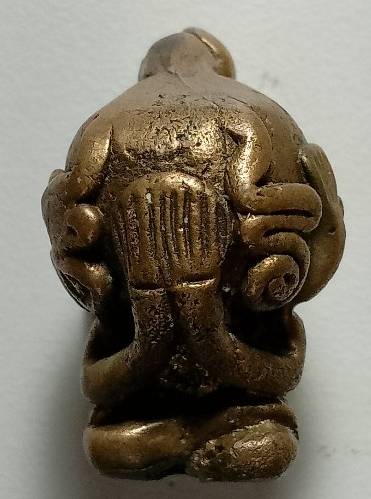 พระปิดตาหัวจุก เนื้อทองผสม 