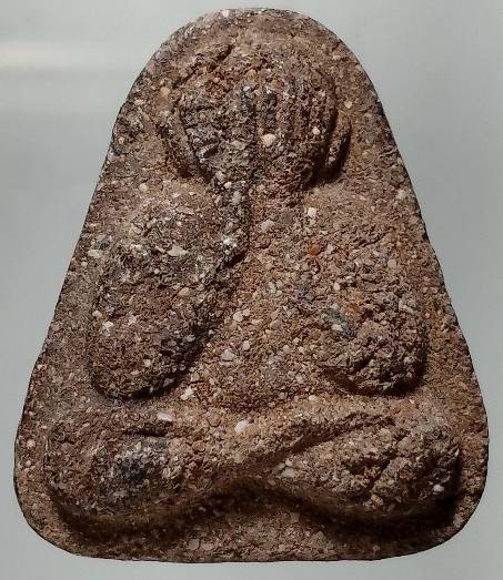 พระปิดตา ตอกโค้ต วงกลม 