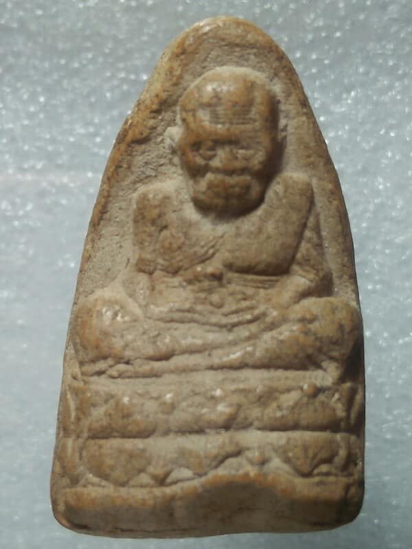 หลวงปู่ทวดเนื้อว่าน สูง 4 เซนฯ