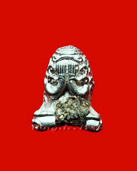 พระปิดตายันต์ยุ่ง หลวงพ่อนารถ วัดศรีโลหะราษฎร์บำรุง จ.กาญจนบุรี องค์นี้จิ๋วแต่แจ๋วค่ะ