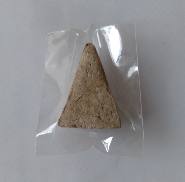 พระนางพญาหลังยันต์อาจารย์ถนอม