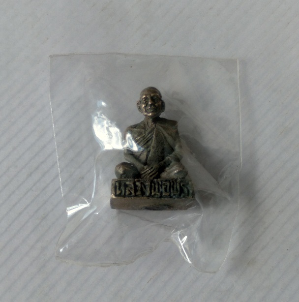 รูปหล่อหลวงพ่อพร วัดบ้านแค