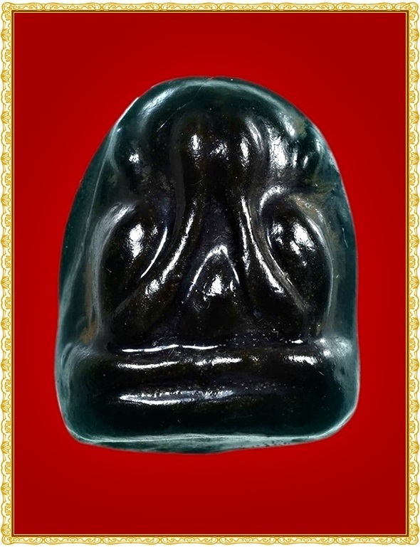 พระปิดตาหลวงพ่อปาน วัดเครือวัลย์ พิมพ์โบราณหลังแบบ ยุคต้น สภาพสวย