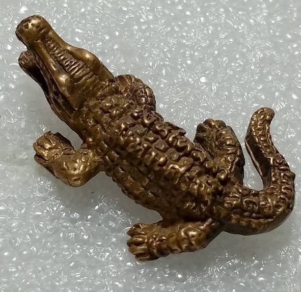 พญาจระเข้ วัดปราณบุรี จ.ประจวบคีรีขันธ์ รุ่นเงินไหลมา มหาเศรษฐี 