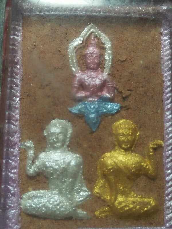 นางกวักคู่เนื้อผง วัดหนองสลักไดโพธิรังษี สีคิ้ว นครราชสีมา +กรอบ