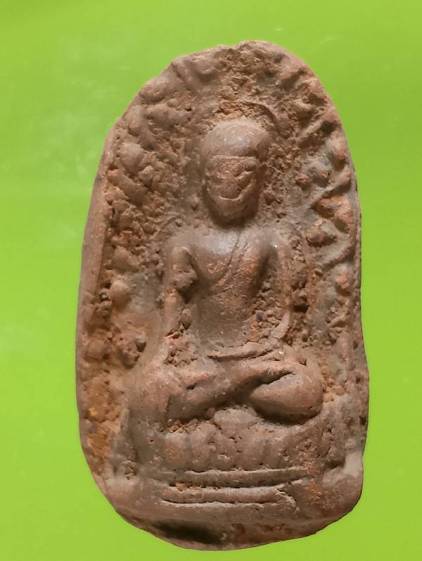 พระเนื้อดินเผา 