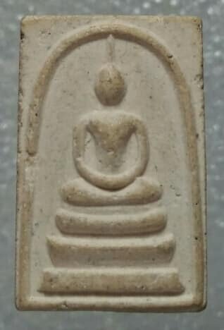 พระสมเด็จคะแนน หลังปั้มตรา 