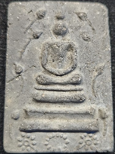 วัดระฆังโฆสิตาราม  กทม พระสมเด็จข้างบัว เจ้าคุณเที่ยง  สร้างจากเนื้อดินหุ่นหรือดินไทย 2507