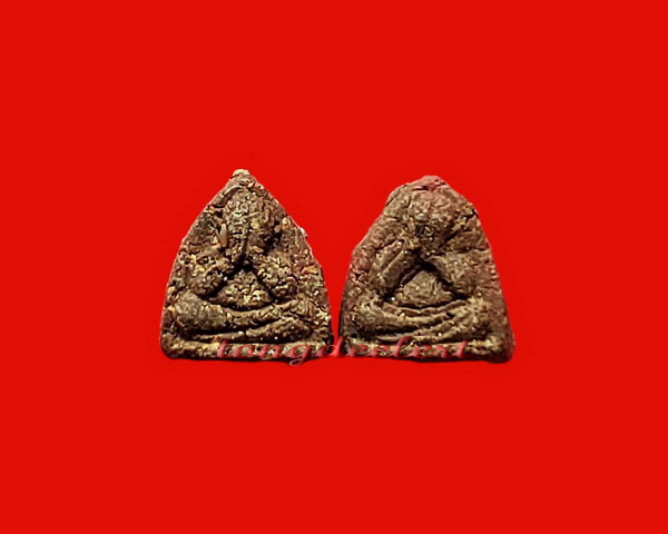 พระปิดตากิมจ๊อ หลวงพ่ออุตตมะ วัดวังก์วิเวการาม จ.กาญจนบุรี เนื้อว่าน พิมพ์จิ๋ว หายาก สวยมากค่ะ