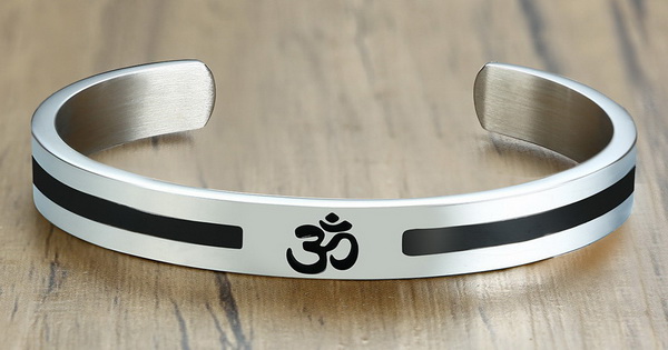 กำไล โอม สัญลักษณ์ประจำองค์พระพิฆเนศ เนื้อสแตนเลสลงยาสีดำ