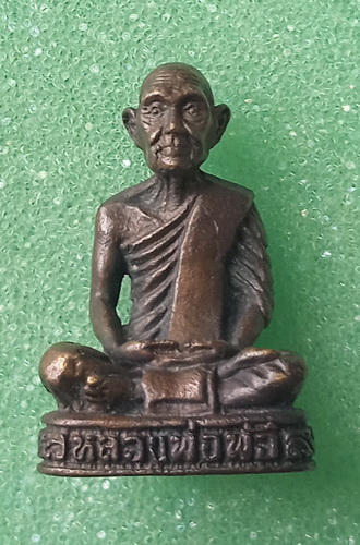 รูปหล่อ หลวงพ่อพัว วัดจันทร์ประดิษฐาราม(บางเดือน) สุราษฎร์ธานี