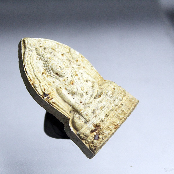 A339พระพุทธชินราชใบเสมาเนื้อผง พระอาจารย์เดช วัดสังฆมงคล อ.เมือง จ.นครสวรรค์