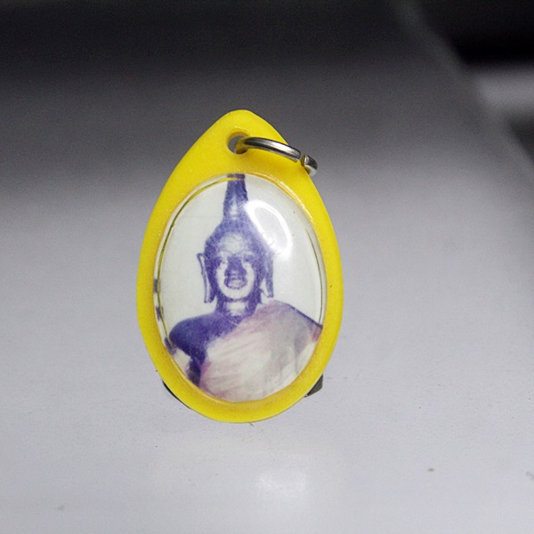 A342รูปถ่ายหลวงพ่อใหญ่ วัดท่าไคร้ จ.หนองคาย เลี่ยมเดิมจากวัด เป็นรุ่นประสพการณ์เป็นที่ประจักษ์