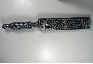 มีดหมอด้าม-ฝักมุก จารมือไม่ทราบที่ 