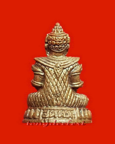 พระชัยวัฒน์ตะละกุล(พระชัยวัฒน์จักรพรรดิ์) หลวงพ่ออุตตมะ วัดวังก์วิเวการาม จ.กาญจนบุรี สวยมากค่ะ