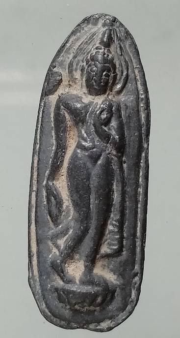 พระลีลาเนื้อตะกั่ว 