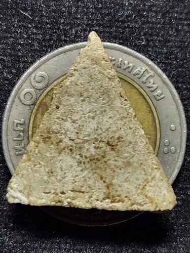 วัดระฆังโฆสิตาราม กทม หลวงปู่หิน  พิมพ์สามเหลี่ยม