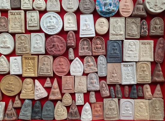 พระเนื้อดิน เนื้อผง จำนวน100องค์ ชุดที่2