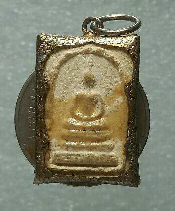 พระสมเด็จ คะแนน เลี่ยมกรอบเก่า 